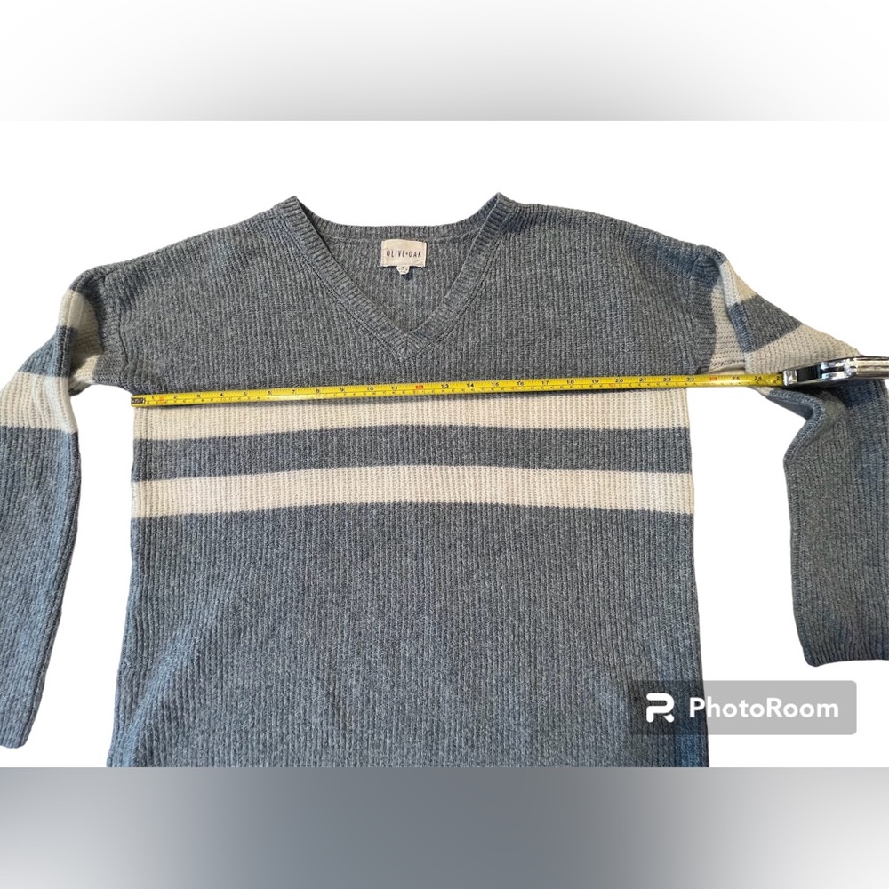 Women’s light blue striped sweater by Olive+Oak size M - Picture 7 of 7